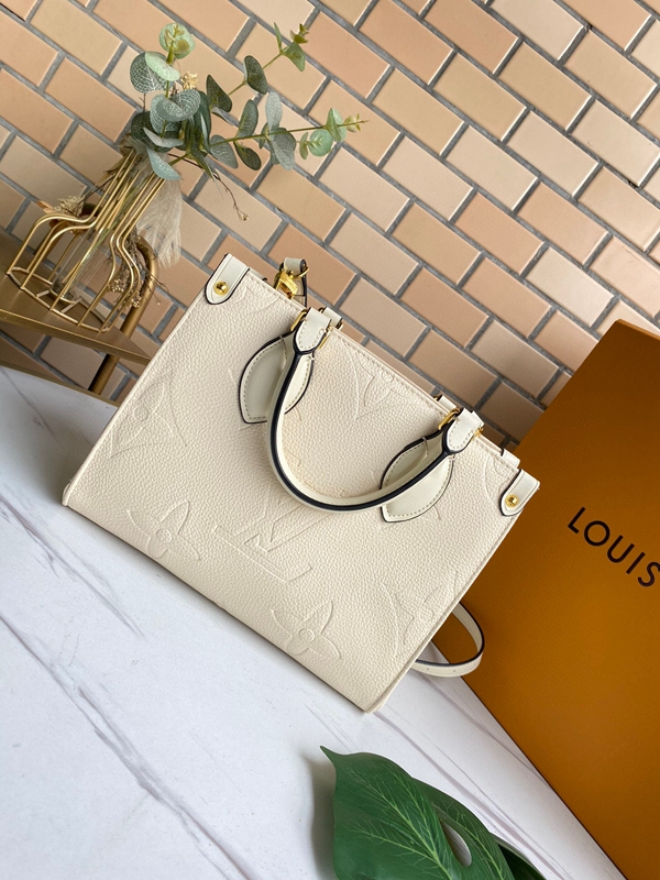 ルイヴィトンバッグ側面デザイン